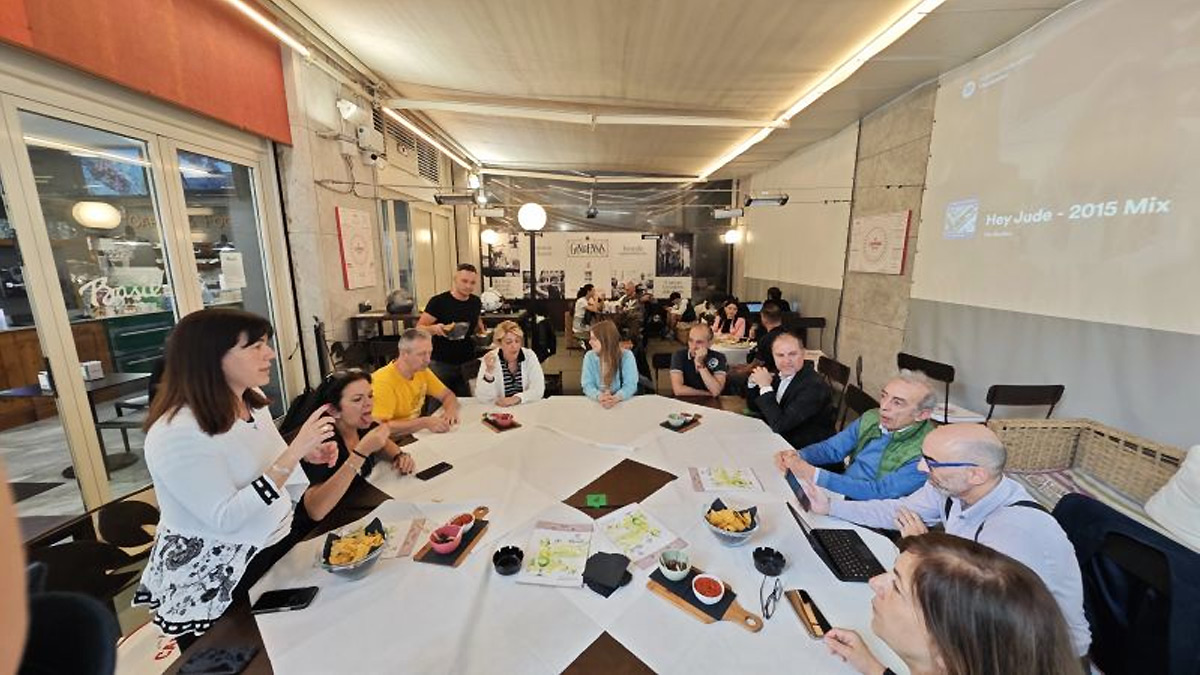 Dalla Luna al Digitale e Ritorno